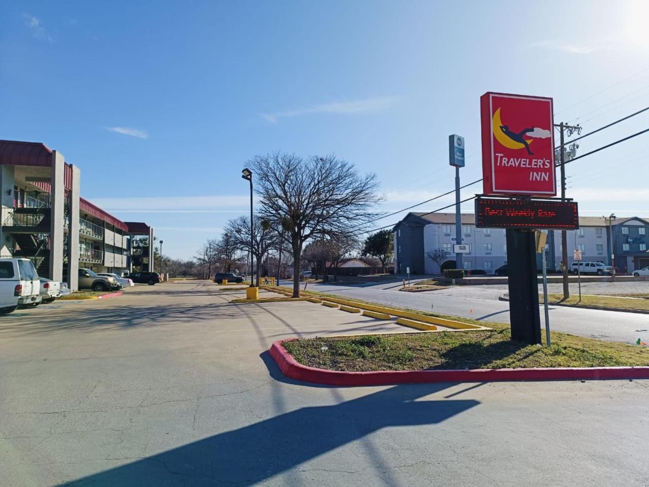 Travelers Inn By Oyo Wichita Falls Bagian luar foto