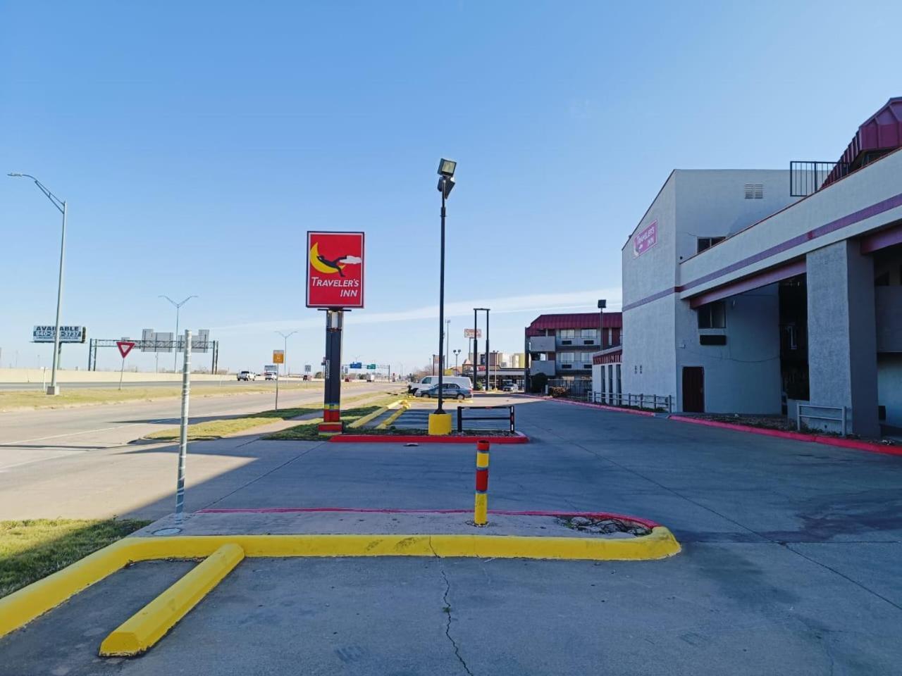 Travelers Inn By Oyo Wichita Falls Bagian luar foto